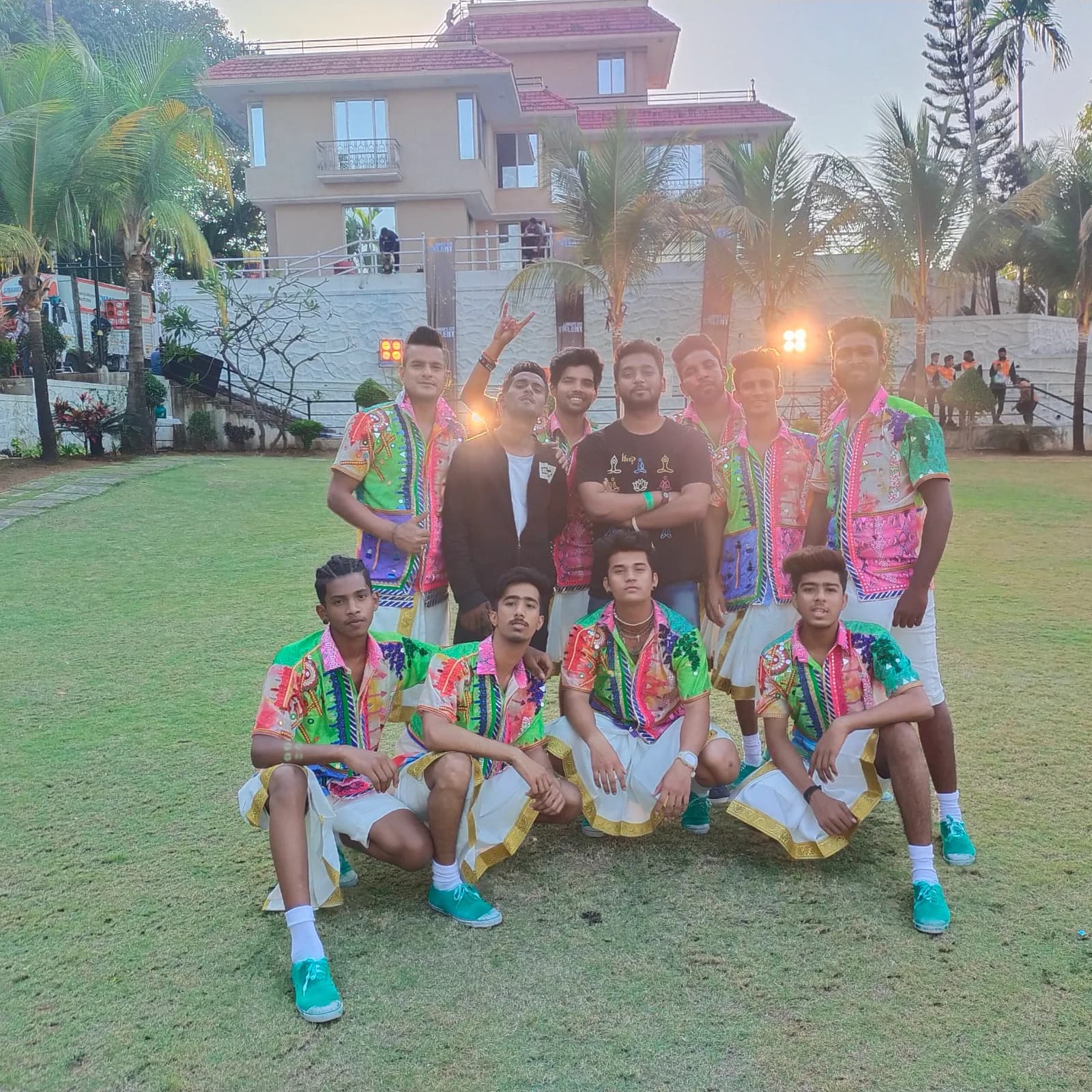 KRAZZY KINGS DANCE CREW